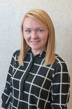 Alexandra Cooper – Sales and Lettings Advisor